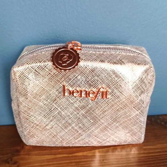 Benefit  makeup case - Picture 1 of 12